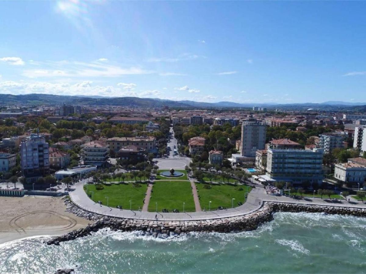 Casa Gramsci Luxury Apartment Pesaro Kültér fotó