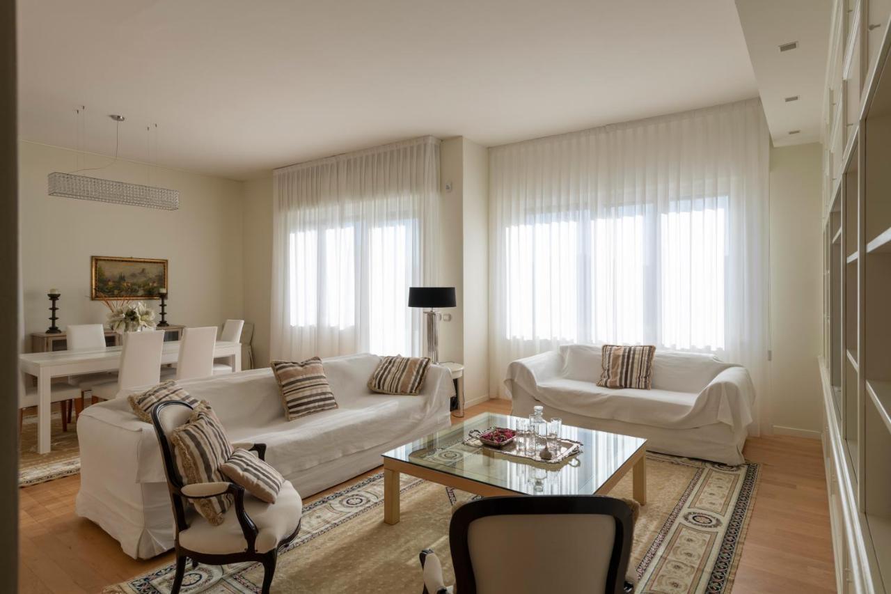 Casa Gramsci Luxury Apartment Pesaro Kültér fotó