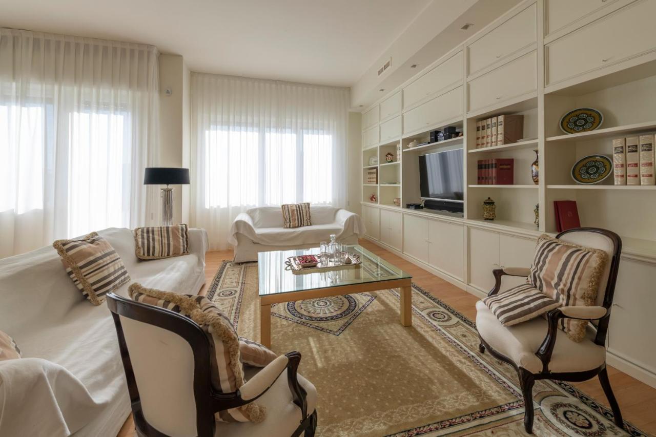 Casa Gramsci Luxury Apartment Pesaro Kültér fotó