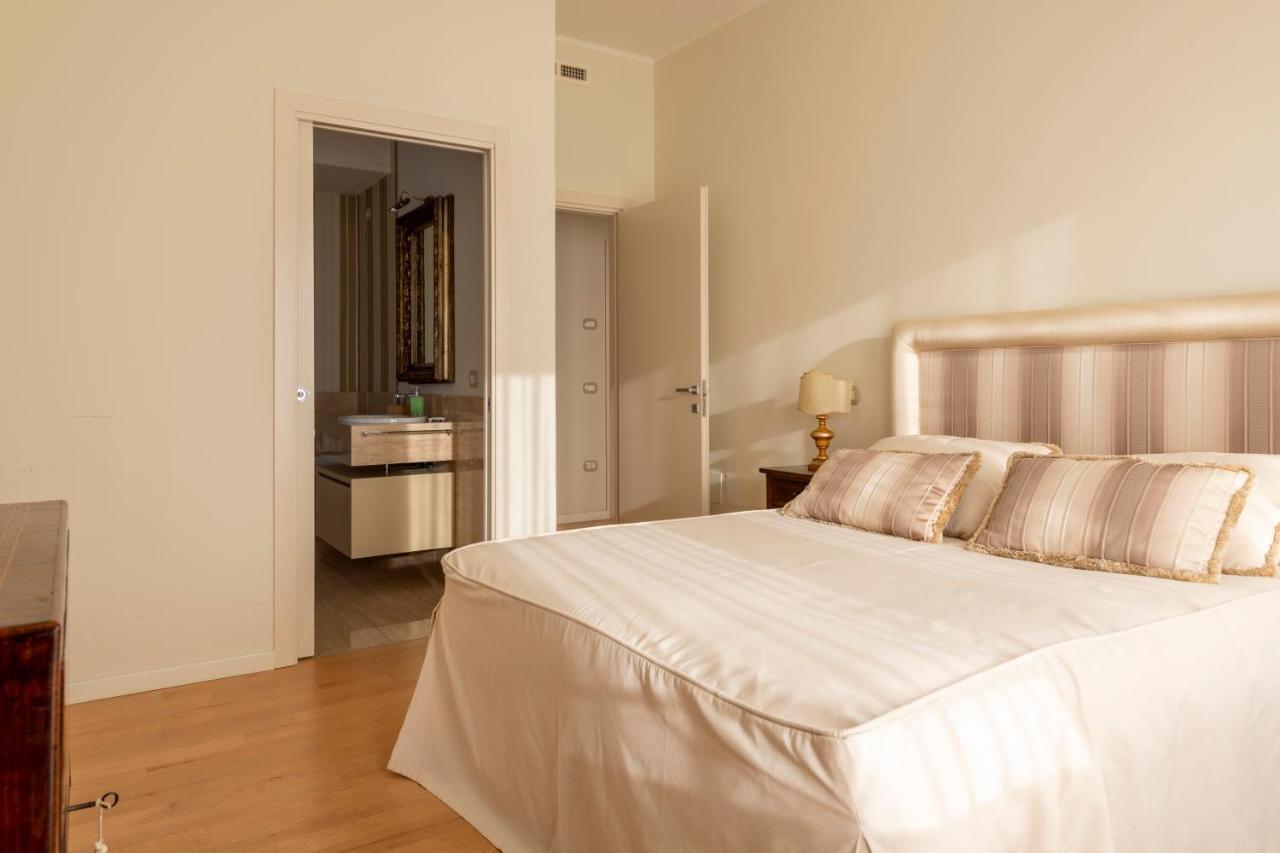 Casa Gramsci Luxury Apartment Pesaro Kültér fotó