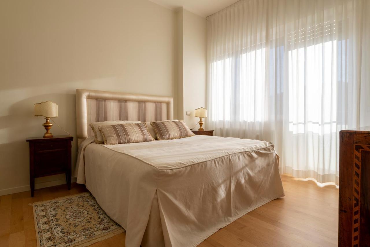 Casa Gramsci Luxury Apartment Pesaro Kültér fotó