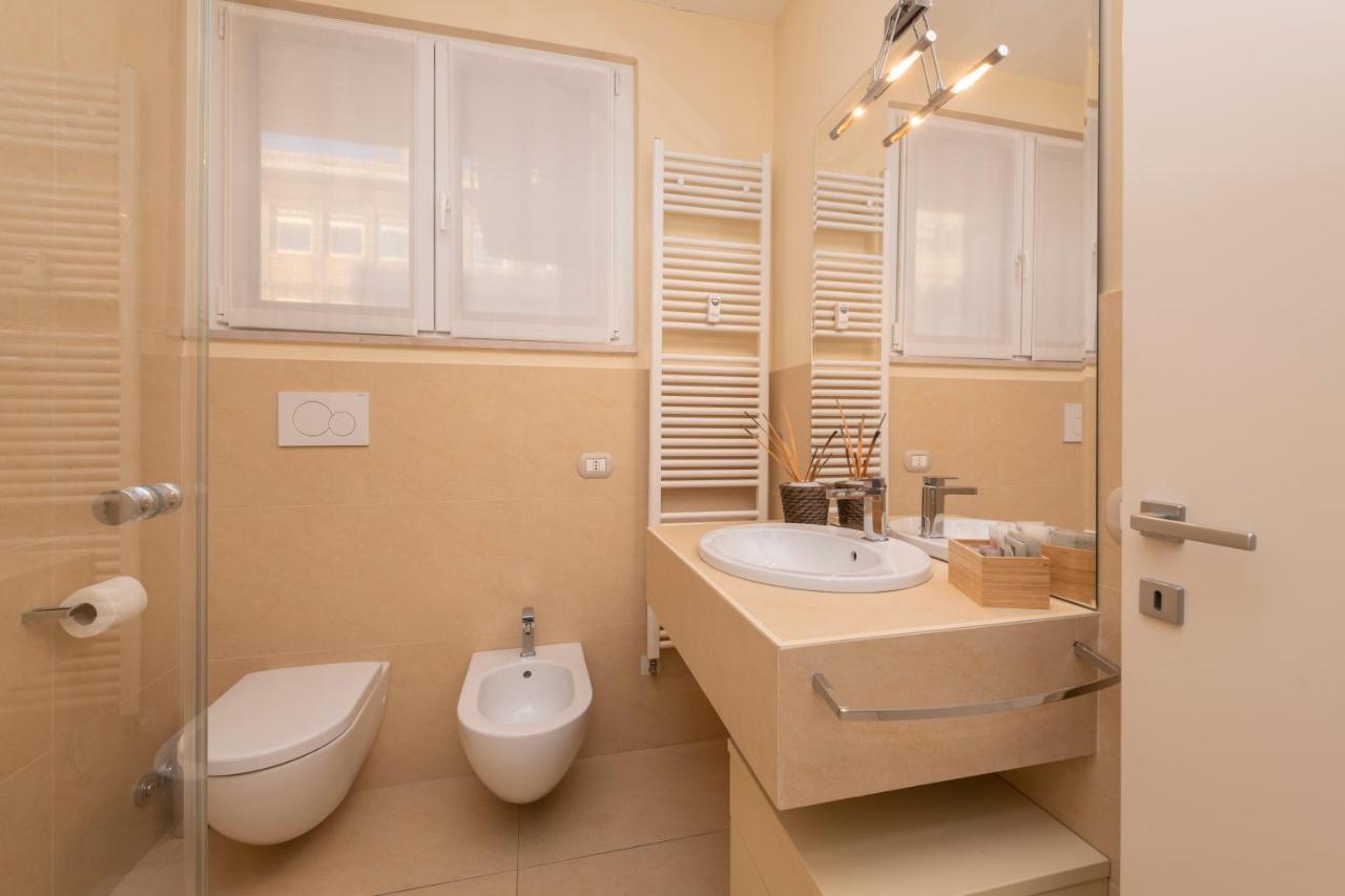 Casa Gramsci Luxury Apartment Pesaro Kültér fotó
