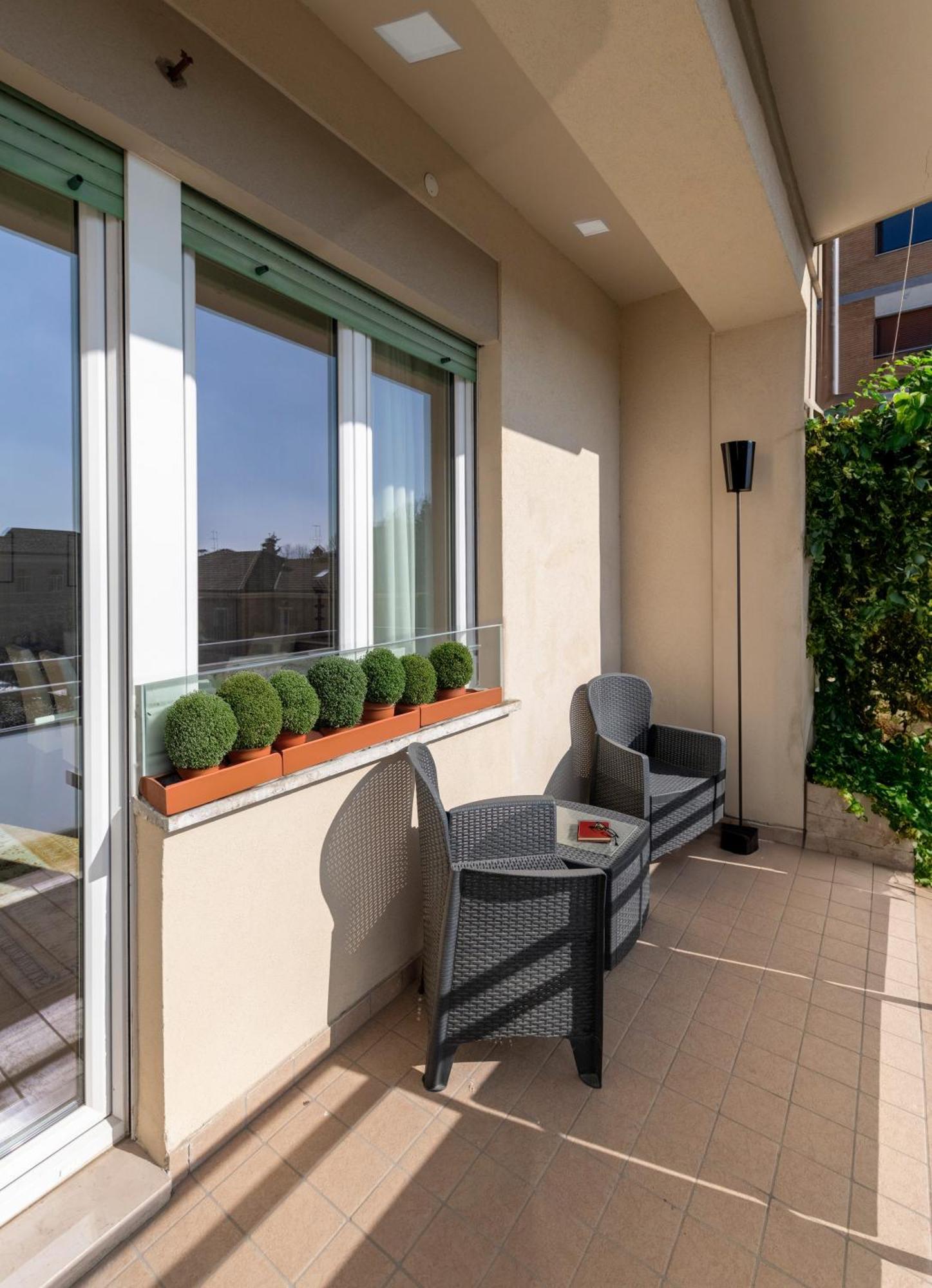 Casa Gramsci Luxury Apartment Pesaro Kültér fotó
